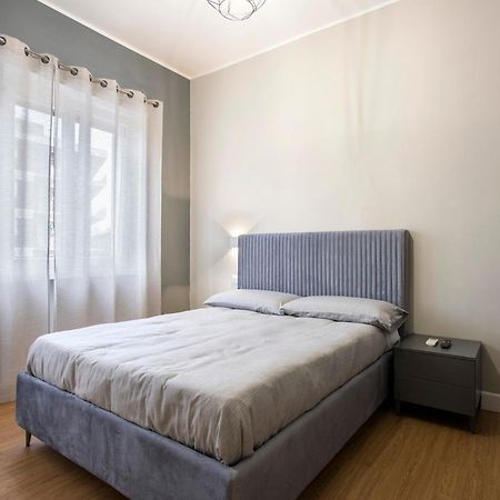 Raven Color Hotel Rome Bagian luar foto