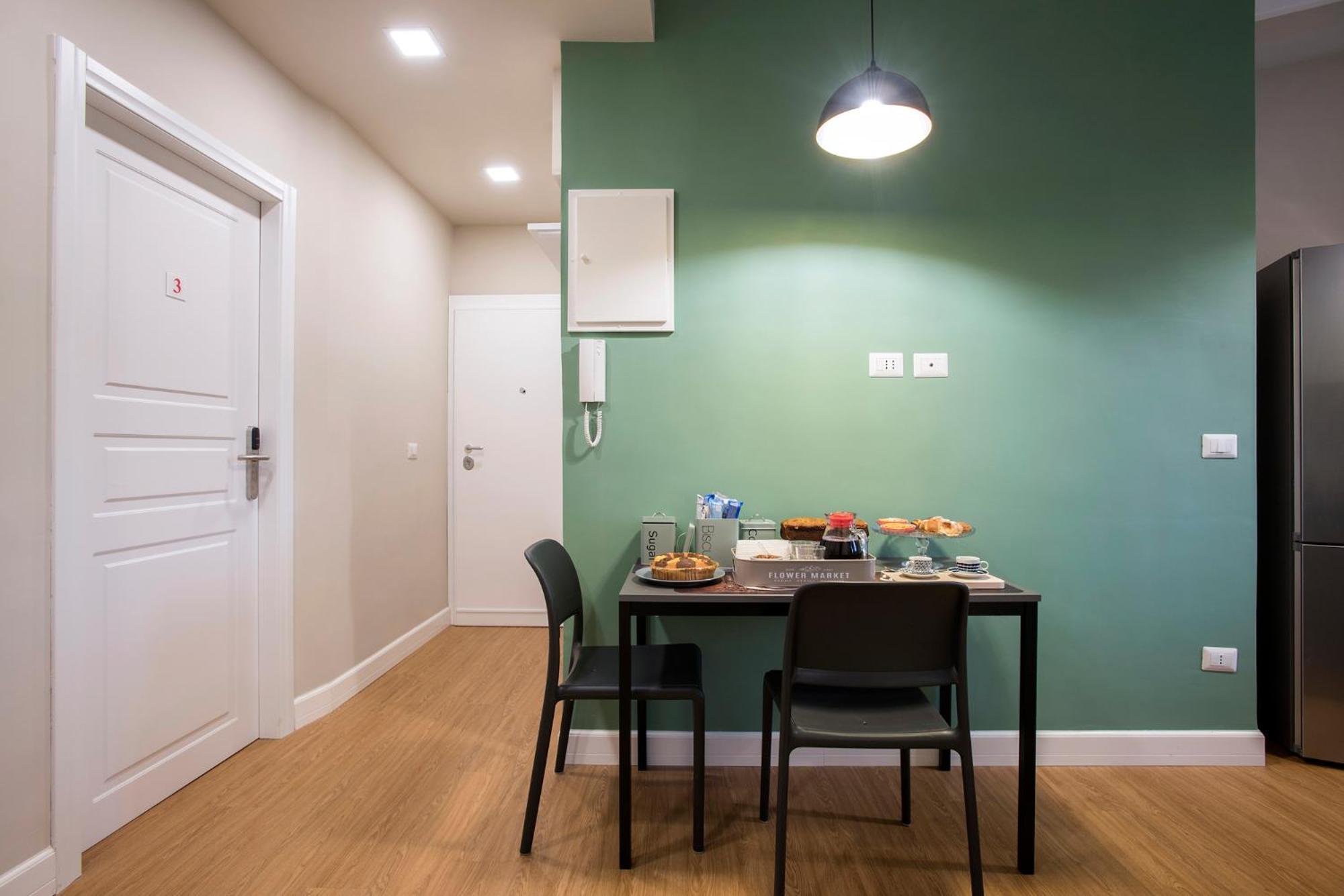 Raven Color Hotel Rome Bagian luar foto