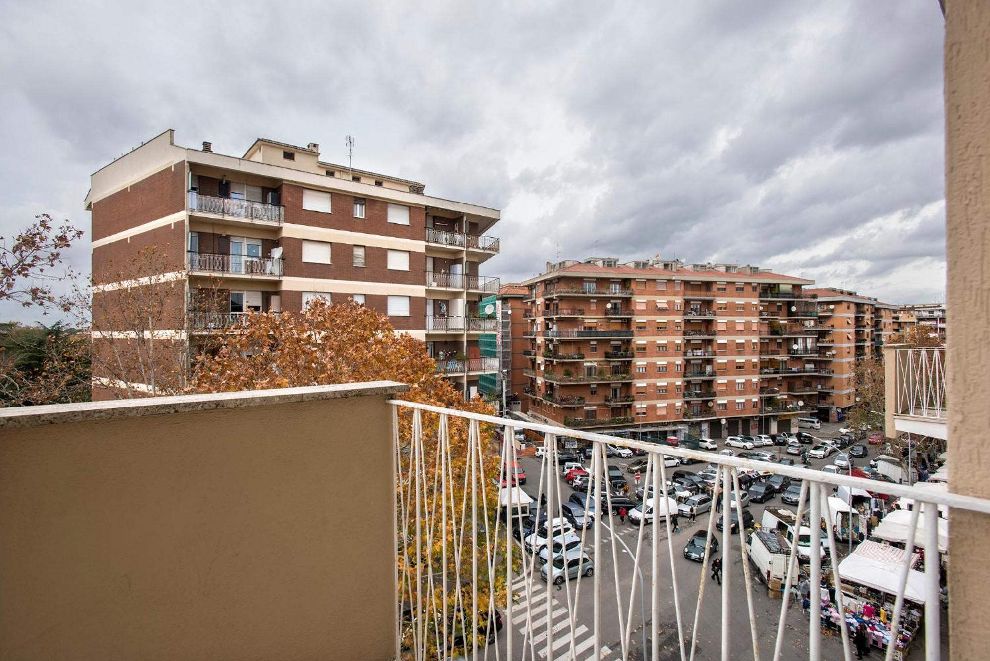 Raven Color Hotel Rome Bagian luar foto