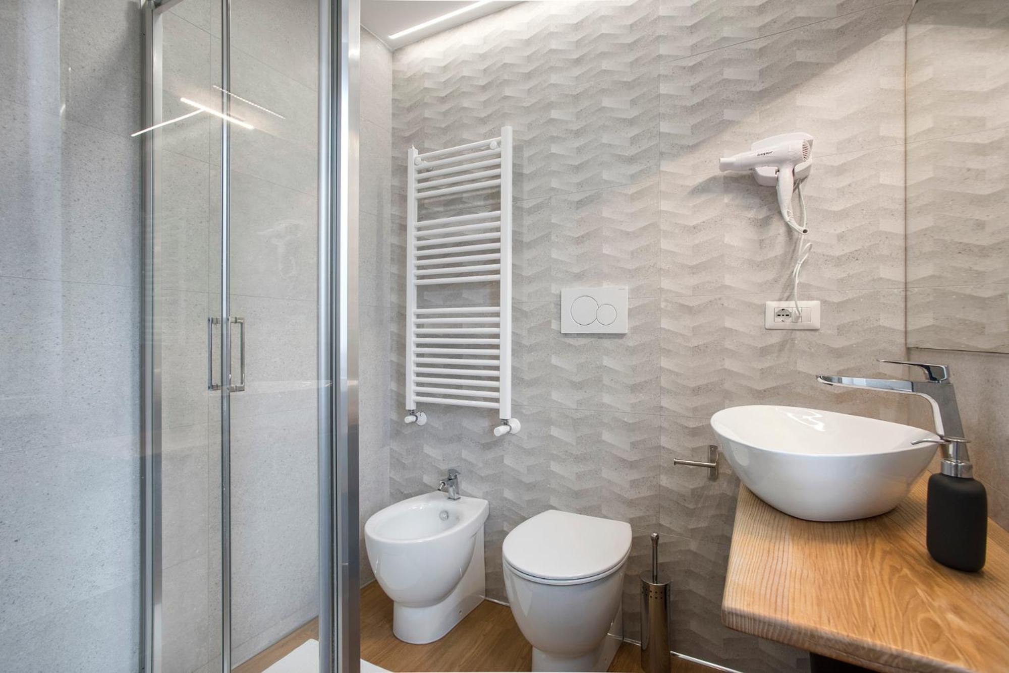 Raven Color Hotel Rome Bagian luar foto